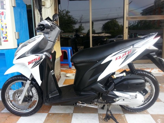 รถสวยม๊าก ขายถูก Click 125 i สีขาว – เทา ปี 2012 รุ่นใหม่ล่าสุด รถสวยม๊าก ขายถูก Click 125 i สีขาว – เทา ปี 2012 รุ่นใหม่ล่าสุด