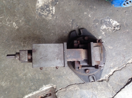 ขายปากกาจับองศา ขนาดตามรูปอุปกรณ์ครบ พร้อมใช้งาน ขายปากกาจับองศา ขนาดตามรูปอุปกรณ์ครบ พร้อมใช้งาน