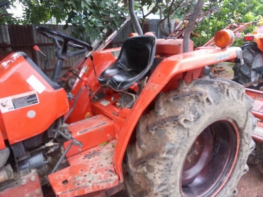 คูโบต้า L3408 4 WD 2 เพลา ใบมีดช้าง โรตารี่ช้าง เดิมๆใช้งานได้เลย