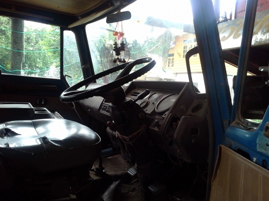 6 ล้อเทนเลอร์รถเกี่ยวข้าว พร้อมใช้งานได้เลย  อยู่อ.เมืองกำแพงเพชร