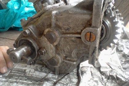 ปะข้างปั่นวิ้นเพราเกียร์ซาฟารี sd 33 ไช้ได้4เกียร์กับ5เกียร์ของหายาก ราคา 10,000