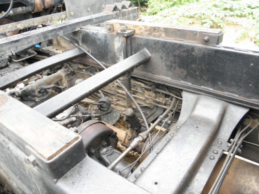 FUSO527MAสภาพสวยมากๆ แอร์ใหม่ ยางเต็ม10เส้นมีเงิน600000รับรถไปเลยติดต่อ0847823249