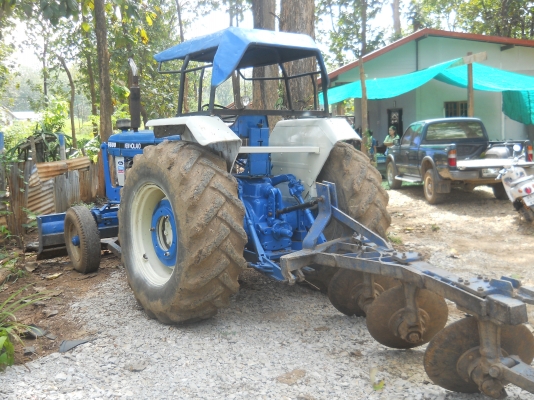 รถไถฟอร์ด6600 T3 รถสภาพดีพร้อมใช้เอกสารเล่มทะเบียน