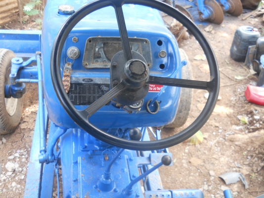 รถไถฟอร์ด6600 T3 รถสภาพดีพร้อมใช้เอกสารเล่มทะเบียน