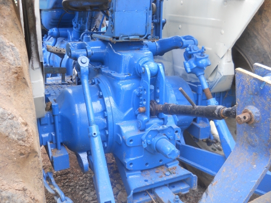 รถไถฟอร์ด6600 T3 รถสภาพดีพร้อมใช้เอกสารเล่มทะเบียน