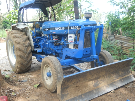 รถไถฟอร์ด6600 T3 รถสภาพดีพร้อมใช้เอกสารเล่มทะเบียน