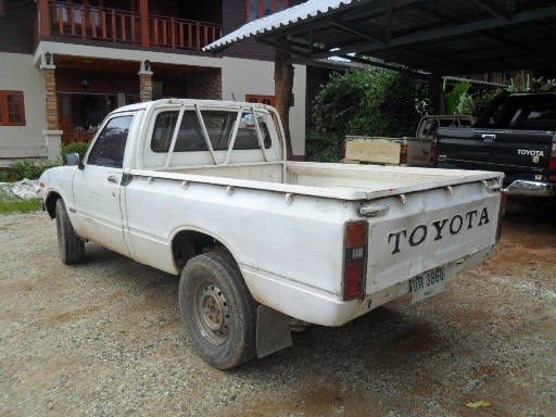 ขาย Toyota RN30 4ขอ เครื่อง 12R แห้งๆ