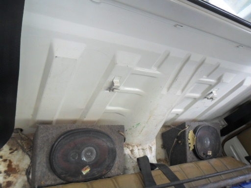 ขาย Toyota RN30 4ขอ เครื่อง 12R แห้งๆ