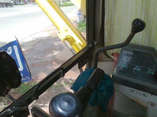 SUMITOMO SH75 รถญี่ปุ่น สภาพสวยกริ๊บ มีทะเบียนครบ