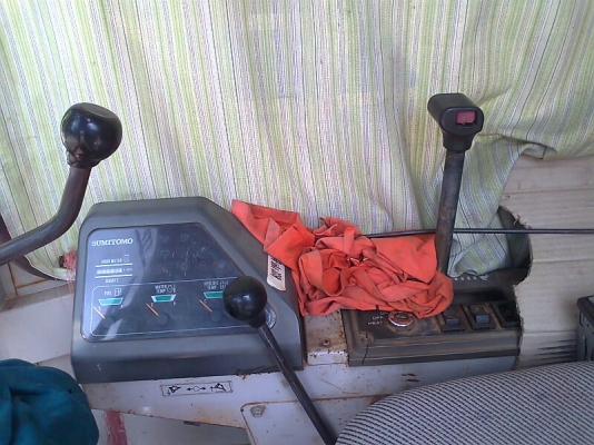 SUMITOMO SH75 รถญี่ปุ่น สภาพสวยกริ๊บ มีทะเบียนครบ