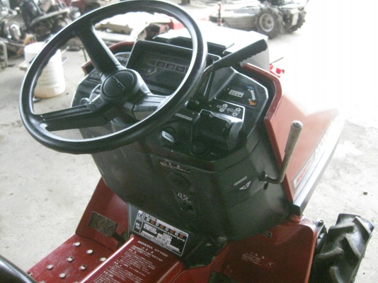 ขายรถไถ HONDA MIGHTY-11 /4WHEEL STEERING/4WHEEL DRIVE พร้อมใช้งาน