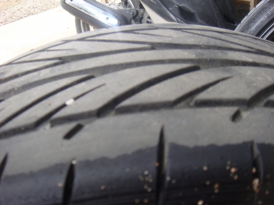 ขายล้อ Advan ขอบ 17 พร้อมยางสวยๆ