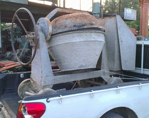 Sell> โม่ปูนมือสอง ยี่ห้อ Baton ของเพิ่งมาสดๆร้อนๆเลยครับ ราคาต่อรองกันได้ครับผม กำแพงแสน นครปฐมครับ