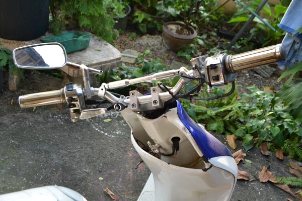 ขายทิ้งครับzxเครื่อง cygnus x 125ไม่มีท่อนะครับ 12000 ขายทิ้งครับzxเครื่อง cygnus x 125ไม่มีท่อนะครับ 12000