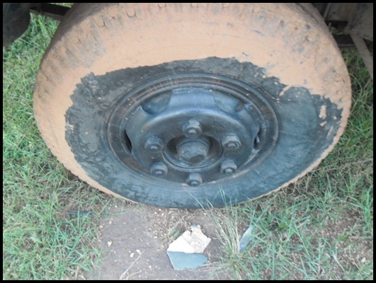 6 ล้อ KM เครื่องดี สภาพสวยๆ 6 ล้อ KM เครื่องดี สภาพสวยๆ