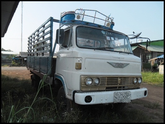 6 ล้อ KM เครื่องดี สภาพสวยๆ 6 ล้อ KM เครื่องดี สภาพสวยๆ