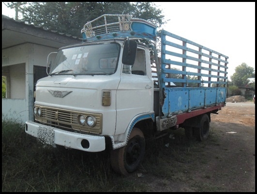 6 ล้อ KM เครื่องดี สภาพสวยๆ