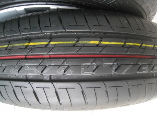 ขายกะทะล้อป้ายแดง Mitsu attrage ขอบ14 4รู100 +ยางปี13 สนใจติดต่อเล็กคลองสาม (081-3747940)