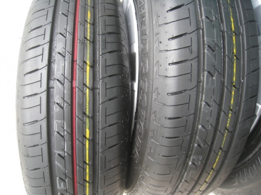 ขายกะทะล้อป้ายแดง Mitsu attrage ขอบ14 4รู100 +ยางปี13 สนใจติดต่อเล็กคลองสาม (081-3747940)