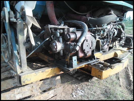 รถเกี่ยวข้าว มิตรชาวนา สภาพสวยๆ