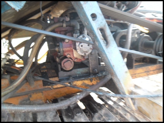 รถเกี่ยวข้าว มิตรชาวนา สภาพสวยๆ