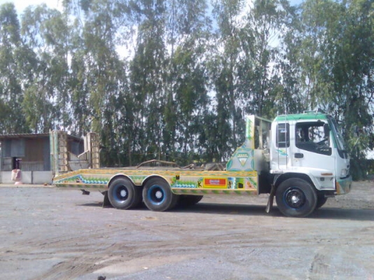 10ล้อเทเลอร์ บรรทุกรถเกี่ยว ISUZU ROCK210 หัวเด็กก้า2เพลา