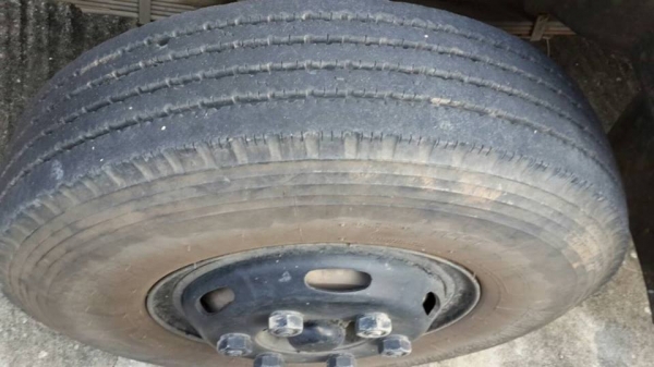 HINO 175 แรงม้า กระบะบรรทุก 6 ล้อ