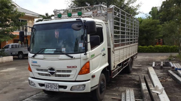 HINO 175 แรงม้า กระบะบรรทุก 6 ล้อ