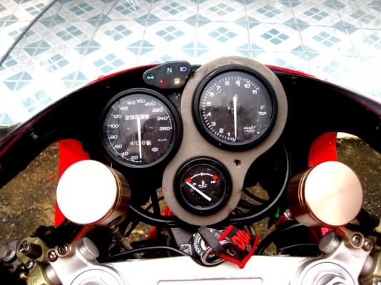 <<<<<<<<<<< Ducati 900 ss หัวฉีด 2003 >>>>>>>>>>>>