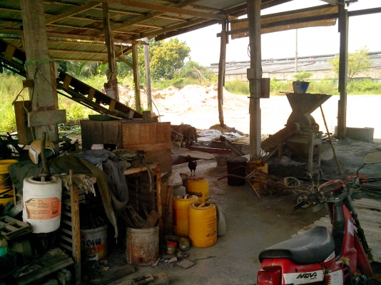 เลิกกิจการ ขายเครื่องอัดอิฐบล้อก ทั้งชุด