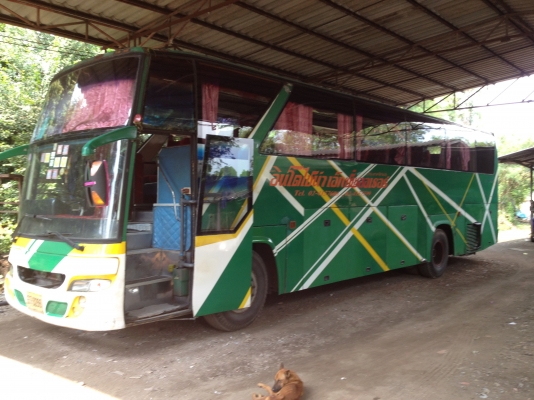 ขายรถบัส 12 ม. แชสซี BENZ เครื่อง HINO 210 แรงม้า ขายรถบัส 12 ม. แชสซี BENZ เครื่อง HINO 210 แรงม้า