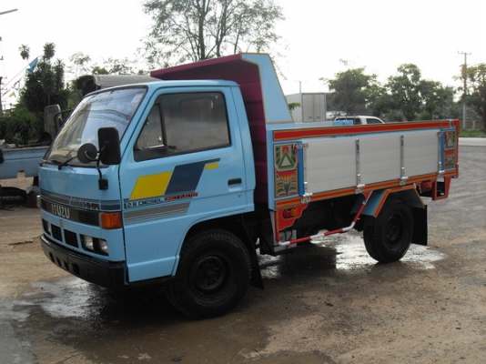 ขาย ISUZU NKR 4 ล้อ กระบะดั้ม  พร้อมใช้งาน