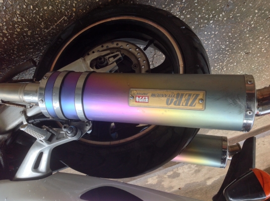 ขายครับ honda 1100 blackbird สีขาว ด่วน!!! อินวอย