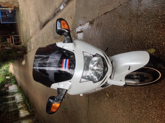 ขายครับ honda 1100 blackbird สีขาว ด่วน!!! อินวอย