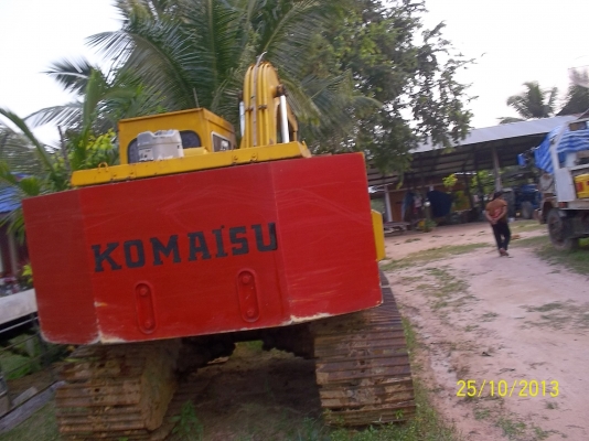 ขายแบคโฮโรุ่น 2 โคมัสสุ 120 ขายแบคโฮโรุ่น 2 โคมัสสุ 120