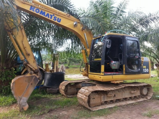 รถแบคโฮ KOMATSU PC 130 - 8 ราคาลดแล้วเหลือ 1,750,000 บาท ( รถทำงาน. 8,6xx. ) ( มีขาย 2 คัน ) สนใจติดต่อ 081 - 6079515 รถแบคโฮ KOMATSU PC 130 - 8 ราคาลดแล้วเหลือ 1,750,000 บาท ( รถทำงาน. 8,6xx. ) ( มีขาย 2 คัน ) สนใจติดต่อ 081 - 6079515