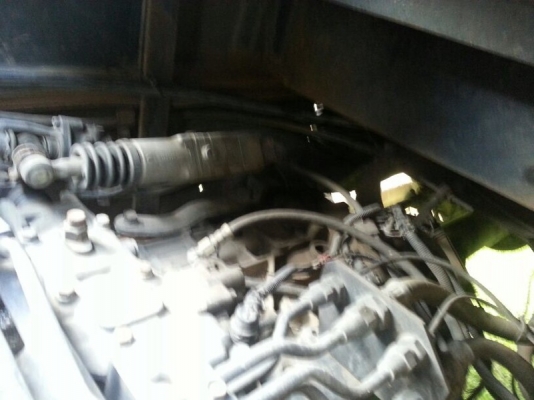 รถฮีโน่ 10 ล้อดั้ม FM2P  320 แรงม้า ปี 49 ราคาลดแล้วน่ะคับเหลือ 2,300,000 บาท สนใจติดต่อ 081 - 6079515