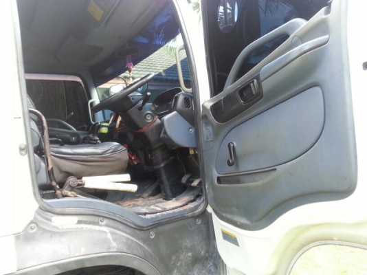 รถฮีโน่ 10 ล้อดั้ม FM2P  320 แรงม้า ปี 49 ราคาลดแล้วน่ะคับเหลือ 2,300,000 บาท สนใจติดต่อ 081 - 6079515