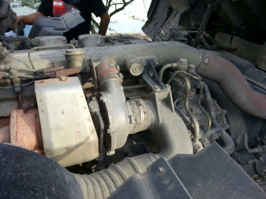 รถฮีโน่ 10 ล้อดั้ม FM2P  320 แรงม้า ปี 49 ราคาลดแล้วน่ะคับเหลือ 2,300,000 บาท สนใจติดต่อ 081 - 6079515