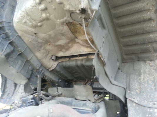 รถฮีโน่ 10 ล้อดั้ม FM2P  320 แรงม้า ปี 49 ราคาลดแล้วน่ะคับเหลือ 2,300,000 บาท สนใจติดต่อ 081 - 6079515