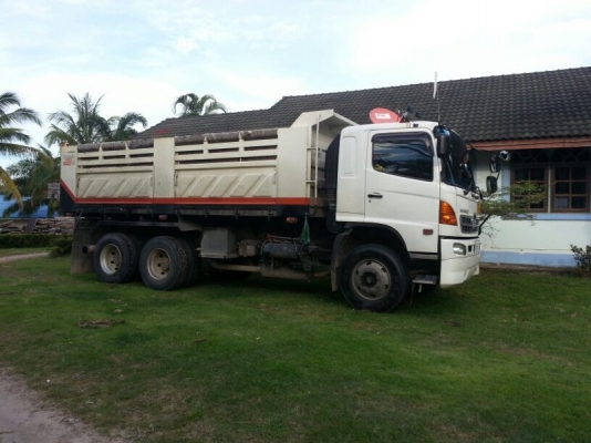 รถฮีโน่ 10 ล้อดั้ม FM2P  320 แรงม้า ปี 49 ราคาลดแล้วน่ะคับเหลือ 2,300,000 บาท สนใจติดต่อ 081 - 6079515