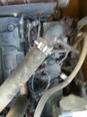 รถฮีโน่ 10 ล้อดั้ม FM2P  320 แรงม้า ปี 49 ราคาลดแล้วน่ะคับเหลือ 2,300,000 บาท สนใจติดต่อ 081 - 6079515