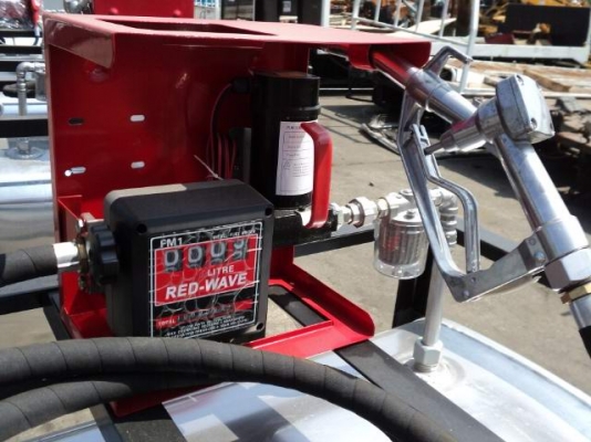 ขายถังน้ำมัน 430 ลิตร พร้อมหัวจ่าย ใช่แบตเตอรี่  ของใหม่