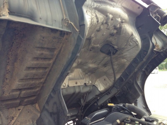 รถฮีโน่ 6 ล้อ ตู้แห้ง FC4J  170 แรงม้า ปี 49  ( รถวิ่ง 2xx,xxx กม. )   สนใจติดต่อ 081 - 6079515