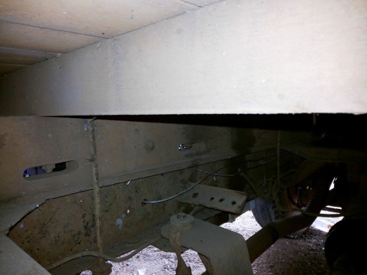 **145,000 บ. ต่อรอง**ขาย 4ล้อกลาง ISUZU TL85 เครื่องเดิม เกียร์เดิม แน่นแรงดี เกียร์ไม่มีหลุด เบรคลมถังใหญ่ ช่วงล่างเฟืองท้ายNKR 88 เพลาลอย สโลวกลาง คัสซีดีไม่มีผุ ไม่มีดาม ข้างซ้ายมีตามดบ้าง ยางสวย4เส้น กระบะพื้นสวยคอกไม้เกษตรสวยไม่มีผุ หัวบางเดิม สีมีลอ