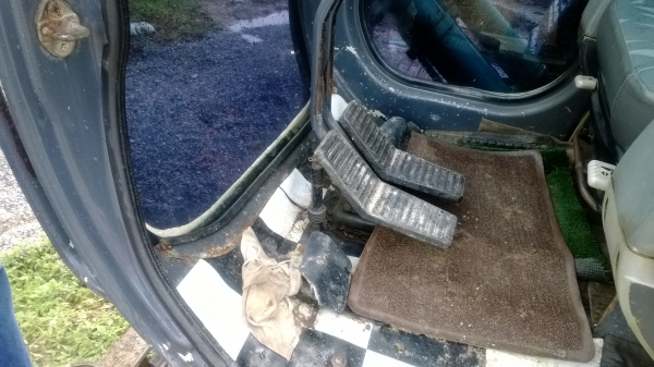 (จองแล้ว จากกรชสดา ดำเนินสะดวก ราชบุรี..)ด่วน!!SK100-5 ไฟฟ้าครบ แอร์มี เอวแน่น เครื่องแน่น ช่วงล่างสวย เอกสารชุดอินวอยล์... (จองแล้ว จากกรชสดา ดำเนินสะดวก ราชบุรี..)ด่วน!!SK100-5 ไฟฟ้าครบ แอร์มี เอวแน่น เครื่องแน่น ช่วงล่างสวย เอกสารชุดอินวอยล์...