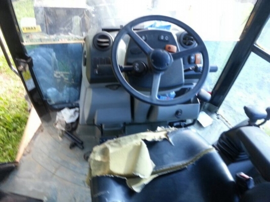 รถตัก CAT 422E  ตักหน้า , ขุดหลัง.   สนใจติดต่อ 081 - 6079515