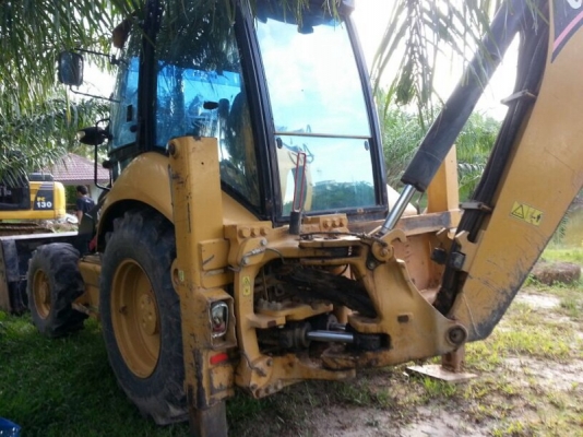 รถตัก CAT 422E  ตักหน้า , ขุดหลัง.   สนใจติดต่อ 081 - 6079515