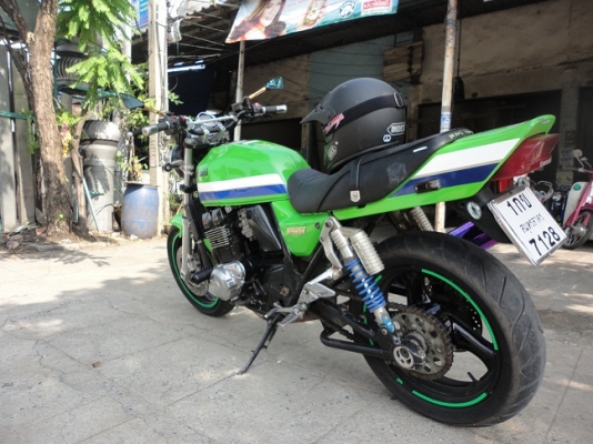 KAWASAKI ZRX 400 ทะเบียนแท้ ชุดโอน พรบ.เต็ม