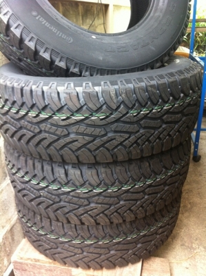 ยางใหม่ปี 2013 ขนาด 265-65 R17ดอก AT พิเศษราคาไม่แพง ยางใหม่ปี 2013 ขนาด 265-65 R17ดอก AT พิเศษราคาไม่แพง